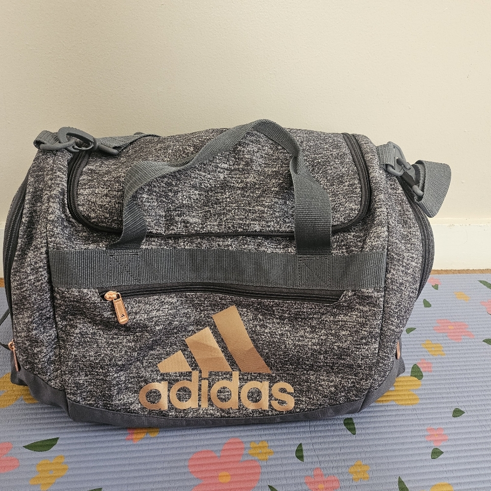 Adidaa gym bag